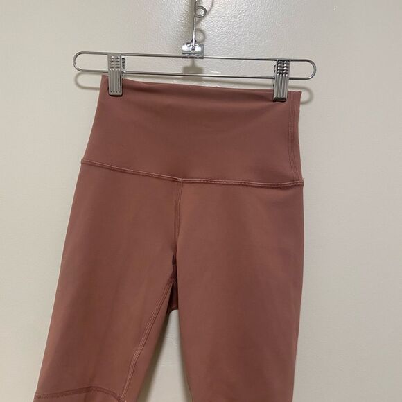 lululemon athletica Brown Bike Shorts - Picture 1 of 3